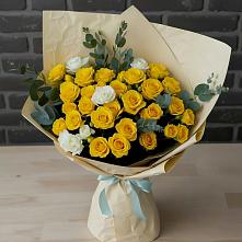 Букет цветов из:  Розы в Смирных