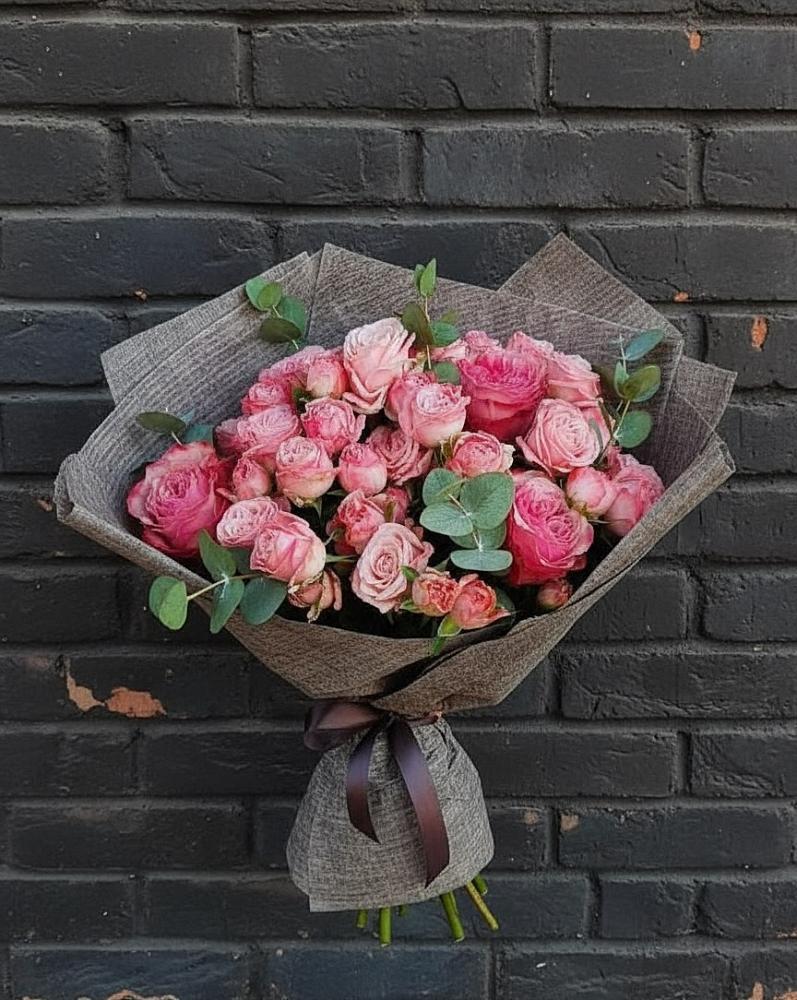 Букет цветов из: Розы в Смирных