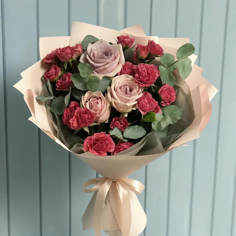 Букет цветов из: Гвоздики и Розы в Смирных