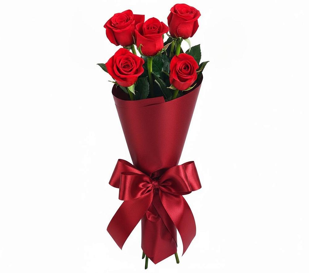 Букет 5 Красных роз Эдлесс Лав в Смирных