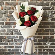 Букет цветов из:  Розы в Смирных
