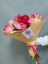 Букет цветов из:  Альстромерии в Смирных