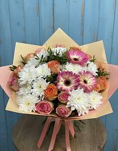 Букет цветов из:  Розы, Герберы и Хризантемы в Смирных