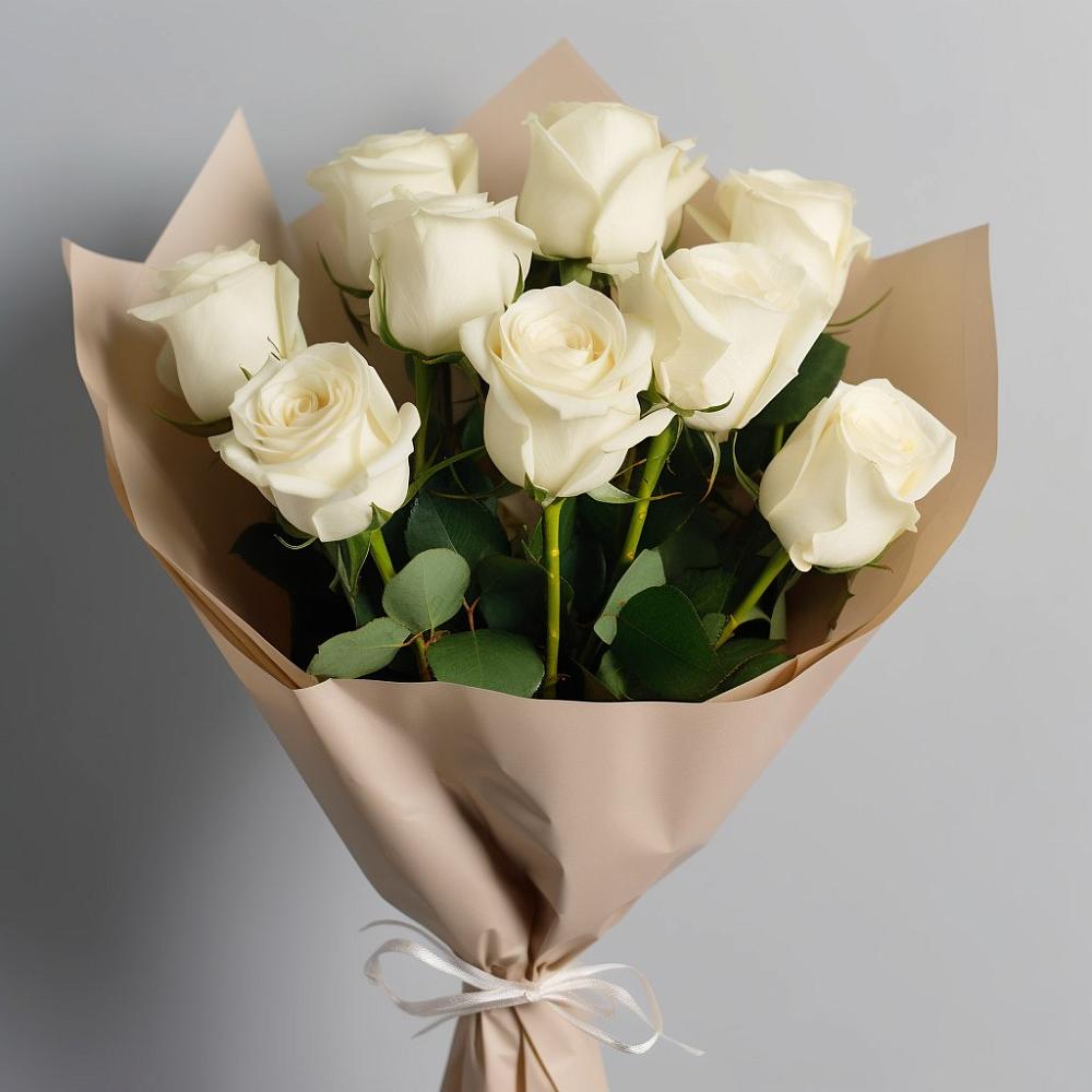 Букет 9 Белых роз Эдлесс Лав в Смирных