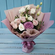 Букет цветов из:  Розы и Лизиантусы #REPLACE_PRED# Смирных