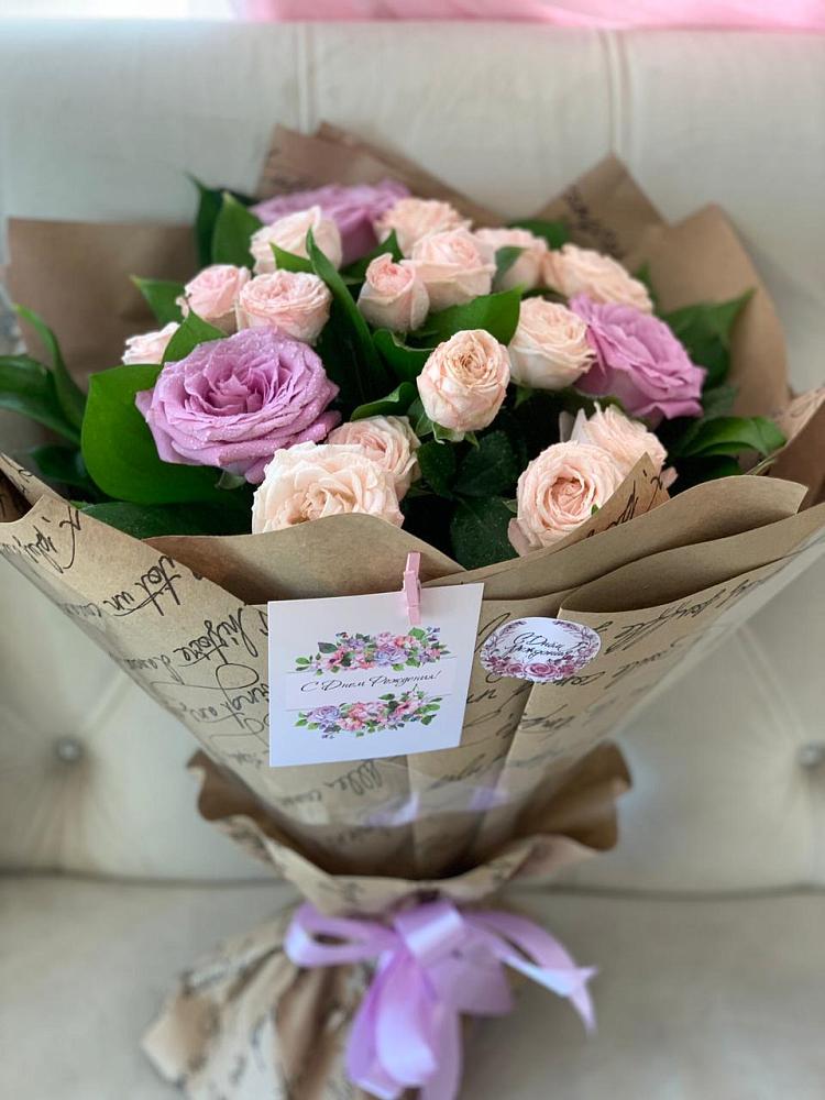 Букет цветов из: Розы в Смирных