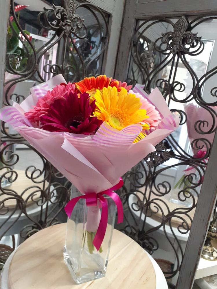 Букет цветов из: Герберы в Смирных