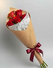 Букет цветов из:  Розы в Смирных
