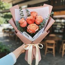 Букет цветов из:  Розы в Смирных