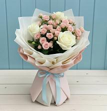 Букет цветов из:  Розы в Смирных