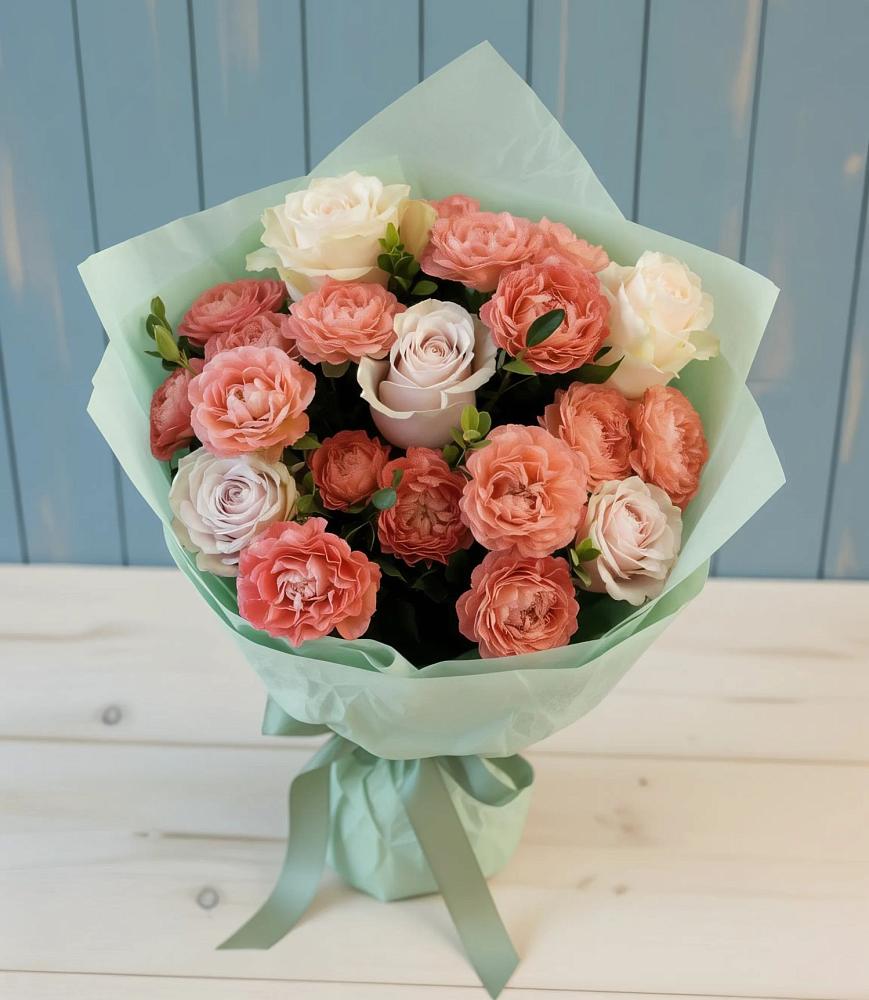 Букет цветов из: Розы в Смирных