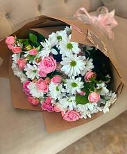 Букет цветов из:  Розы и Хризантемы в Смирных