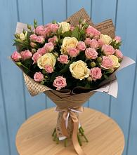 Букет цветов из:  Розы в Смирных