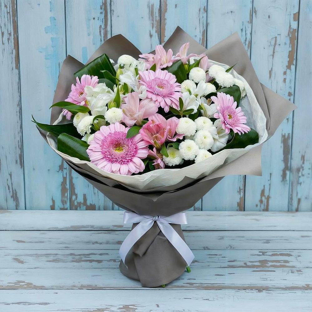 Букет цветов из: Герберы, Альстромерии и Хризантемы в Смирных