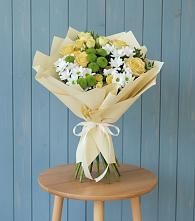 Букет цветов из:  Хризантемы и Розы #REPLACE_PRED# Смирных