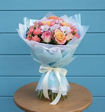 Букет цветов из:  Хризантемы и Розы в Смирных