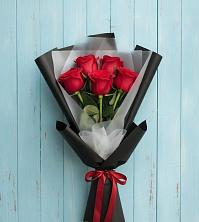 Букет цветов из:  Розы в Смирных