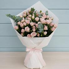 Букет цветов из:  Розы #REPLACE_PRED# Смирных