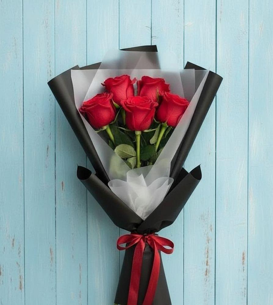 Букет цветов из: Розы в Смирных