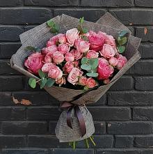 Букет цветов из:  Розы в Смирных